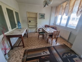 3+ camere da letto Tri chuchura - tsentar, Stara Zagora 5