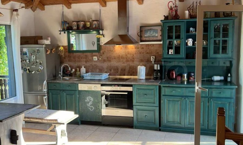 Дава под наем КЪЩА, с. Лозенец, област Бургас, снимка 8 - Къщи - 52392197