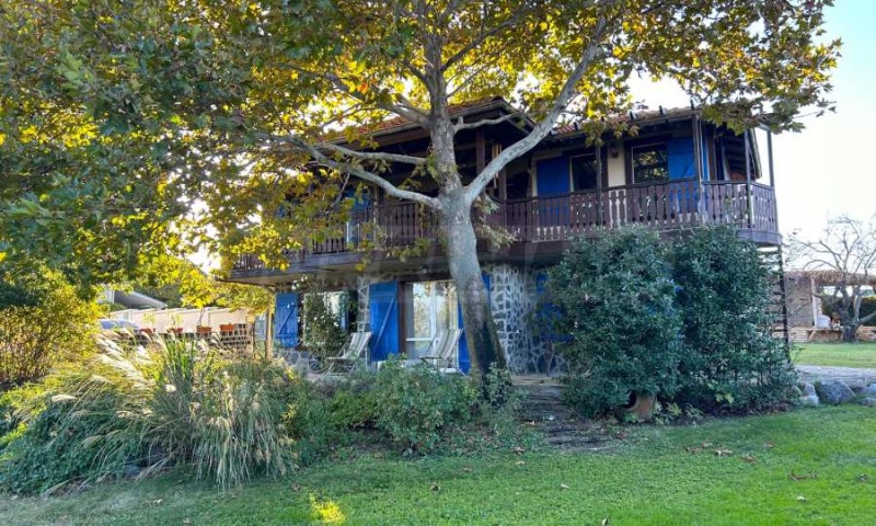 Дава под наем КЪЩА, с. Лозенец, област Бургас, снимка 2 - Къщи - 52392197