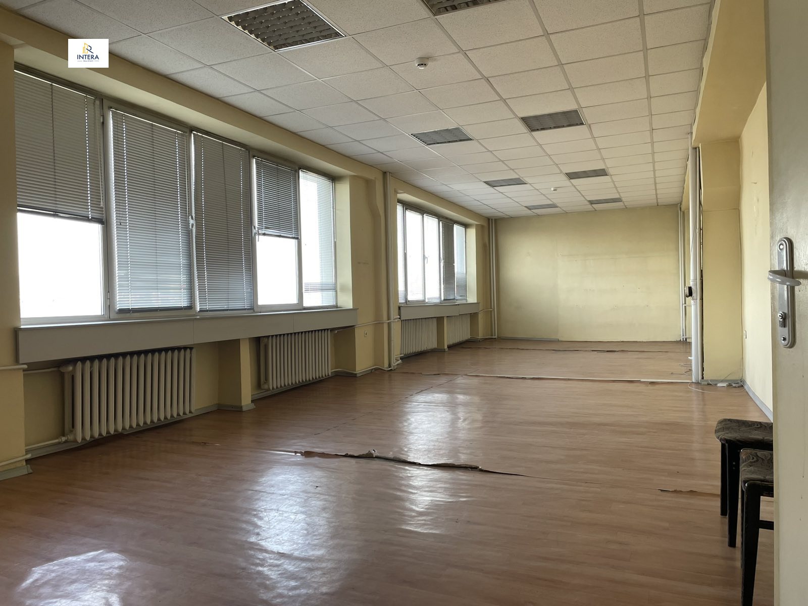 Дава под наем ОФИС, гр. София, НПЗ Хаджи Димитър, снимка 4 - Офиси - 54602326