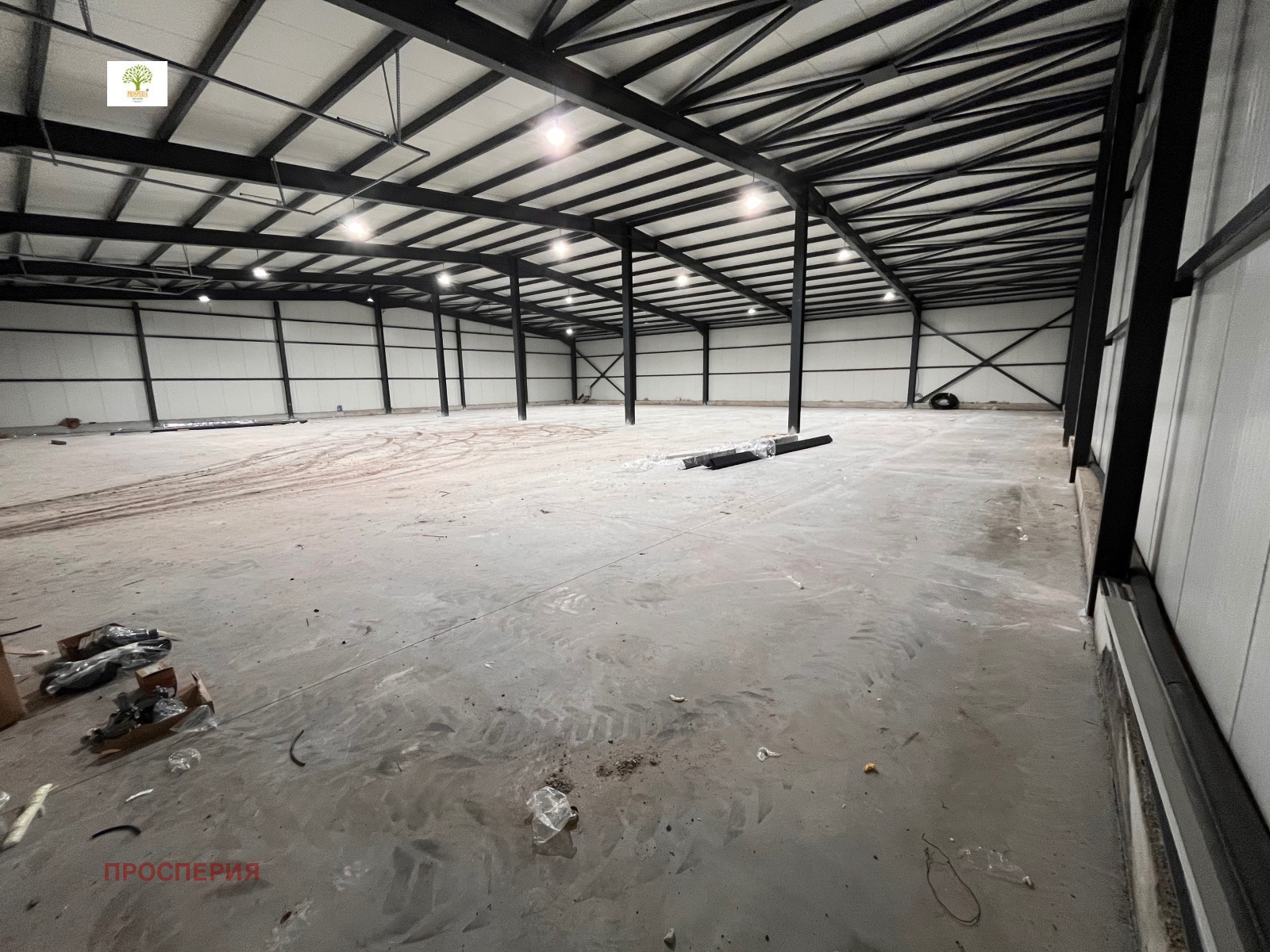 Дава под наем СКЛАД, с. Гурмазово, област София област