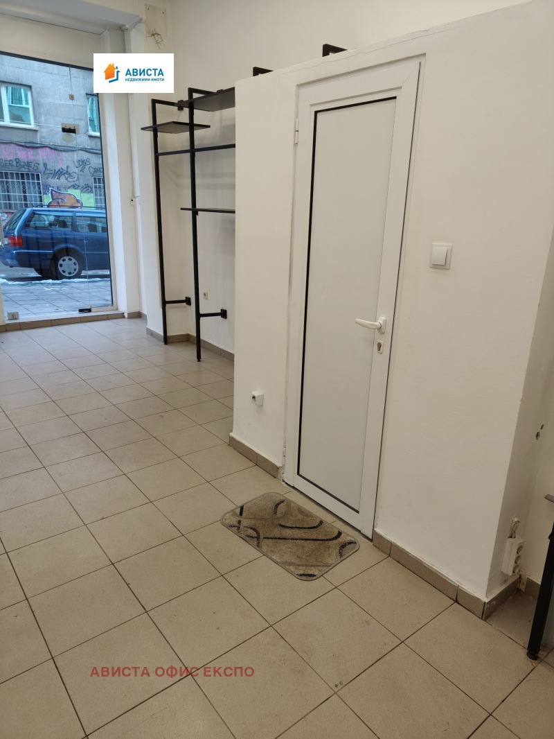 Дава под наем МАГАЗИН, гр. София, Център, снимка 4 - Магазини - 53366939