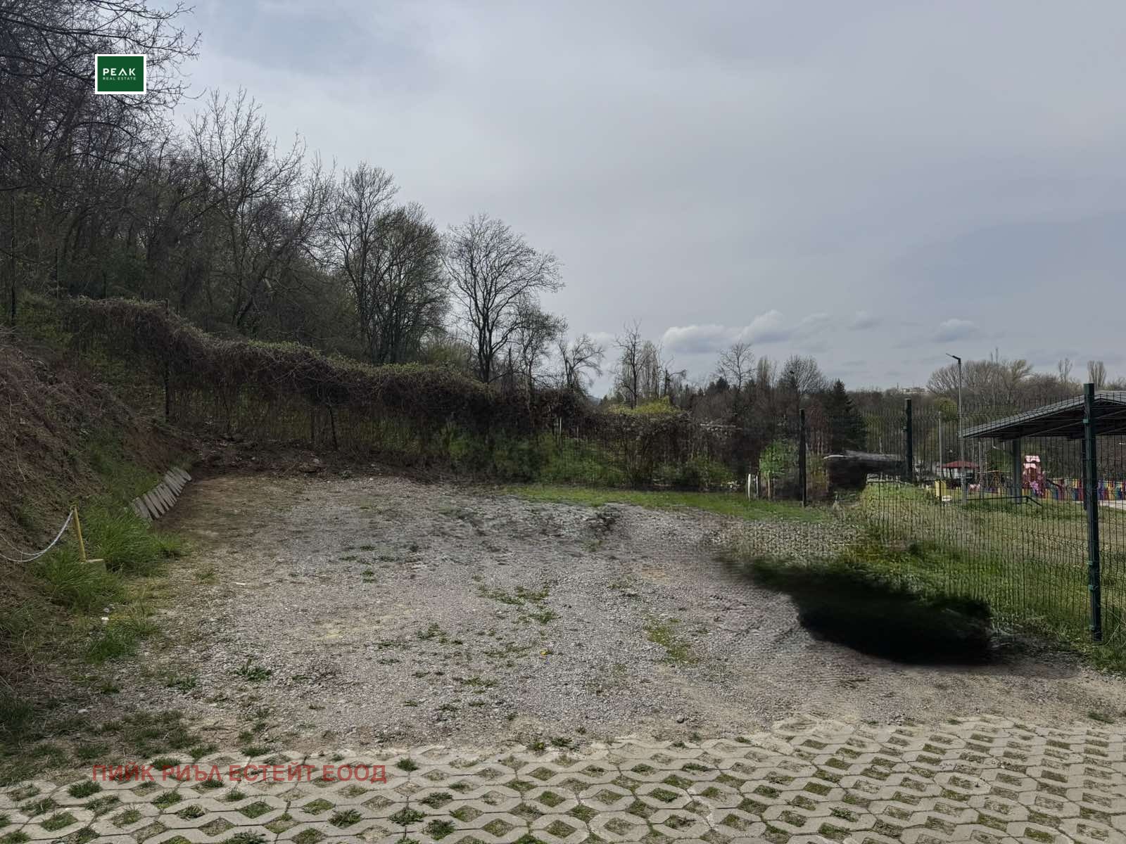 Дава под наем ГАРАЖ, ПАРКОМЯСТО, гр. София, Лозенец