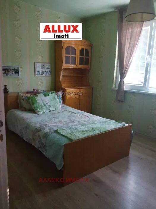 Дава под наем 2-СТАЕН, гр. Русе, Централен кооп. пазар, снимка 2 - Апартаменти - 53406766