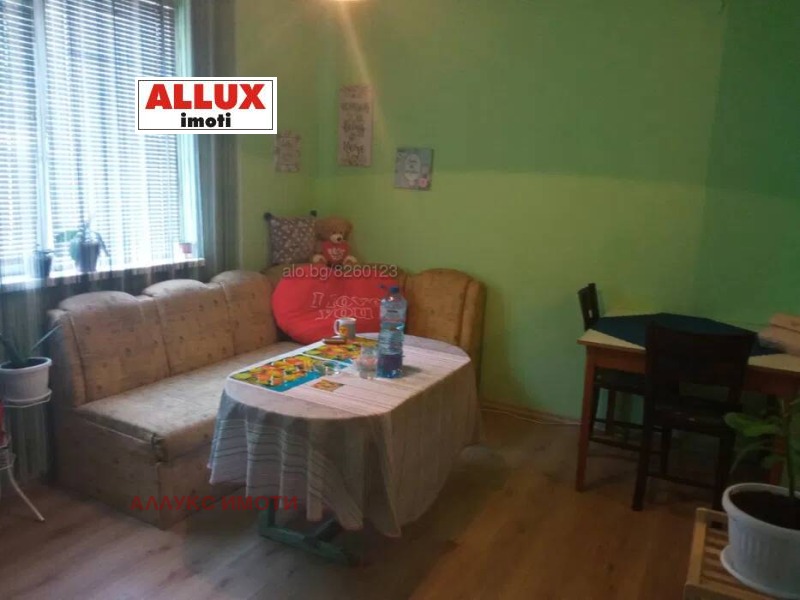 Дава под наем 2-СТАЕН, гр. Русе, Централен кооп. пазар, снимка 4 - Апартаменти - 53406766