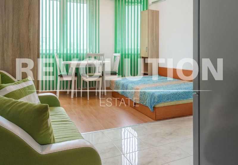 Дава под нем  2-стаен, град Варна, Възраждане 1 •  450 € • ID 26745015 — holmes.bg - [1] 