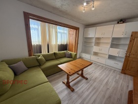 1 dormitorio Jristo Smirnenski, Plovdiv 1