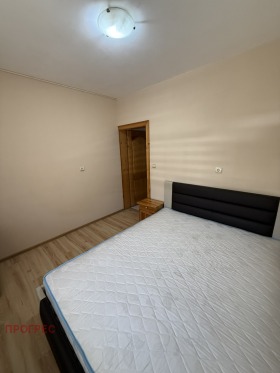 1 chambre Hristo Smirnenski, Plovdiv 14