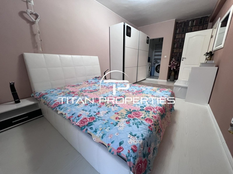 Zu vermieten  2 Schlafzimmer Burgas , Izgrew , 92 qm | 17560124 - Bild [10]