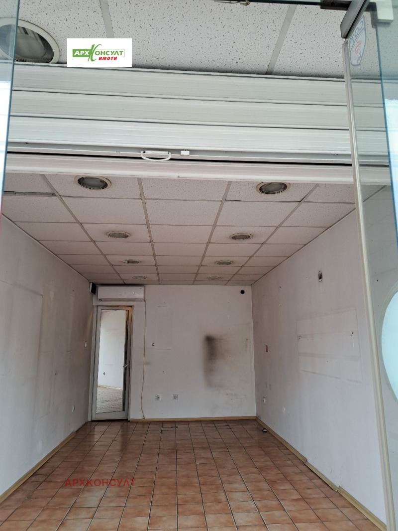 Vuokrattavana  Myymälä Sofia , Nadežda 2 , 28 neliömetriä | 14395010 - kuva [4]