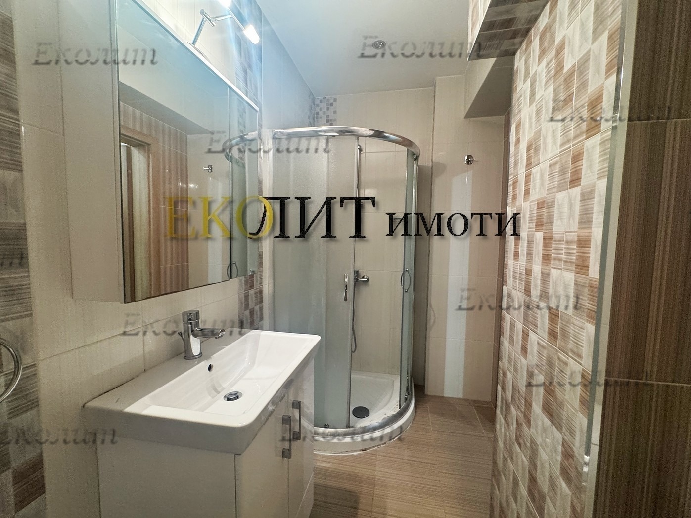 Дава под наем 2-СТАЕН, гр. София, Лозенец, снимка 5 - Апартаменти - 54052053