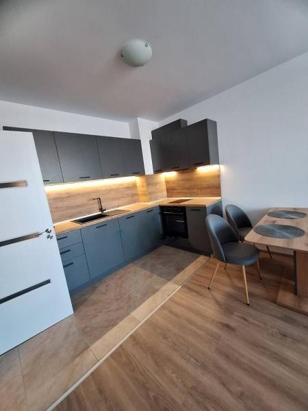 Дава под наем 2-СТАЕН, гр. Бургас, област Бургас, снимка 3 - Апартаменти - 52962861