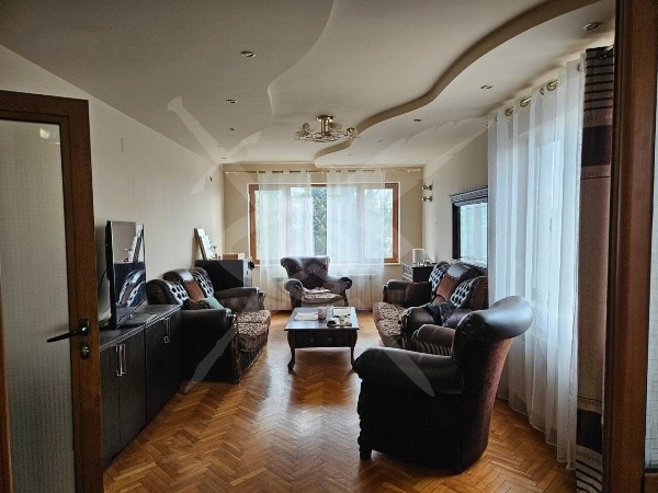 Дава под наем МНОГОСТАЕН, гр. Стара Загора, Център, снимка 7 - Апартаменти - 55025814