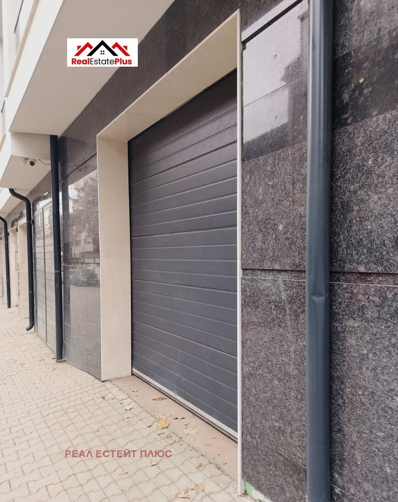 Дава под наем ГАРАЖ, ПАРКОМЯСТО, гр. Плевен, Идеален център