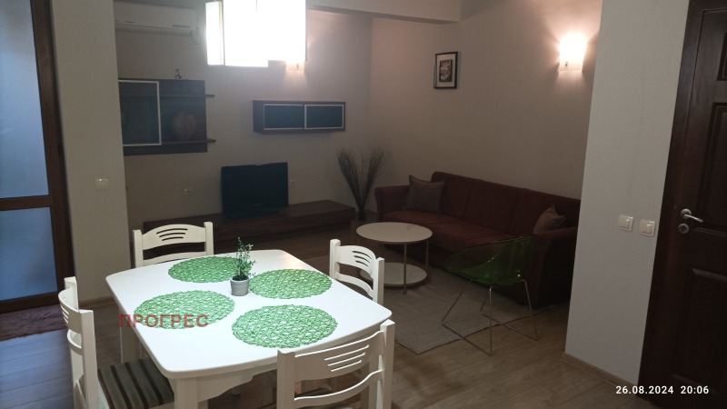Дава под наем  2-стаен град Пловдив , Христо Смирненски , 70 кв.м | 45074325 - изображение [11]