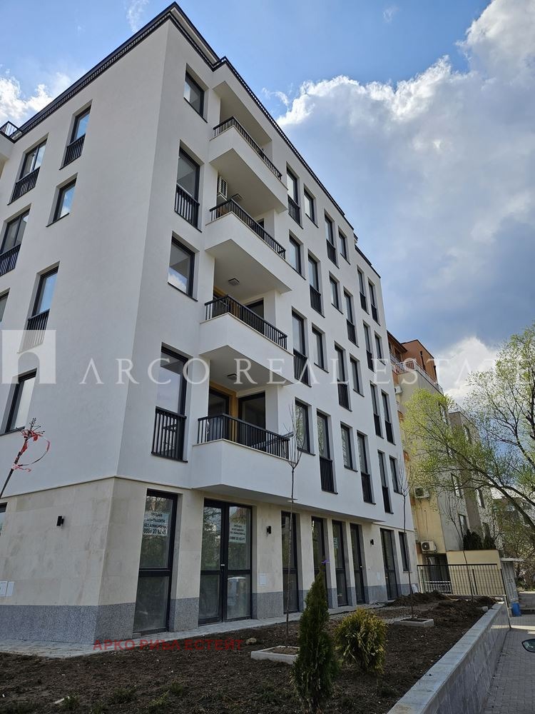 Дава под наем 3-СТАЕН, гр. София, Кръстова вада, снимка 17 - Апартаменти - 53413462