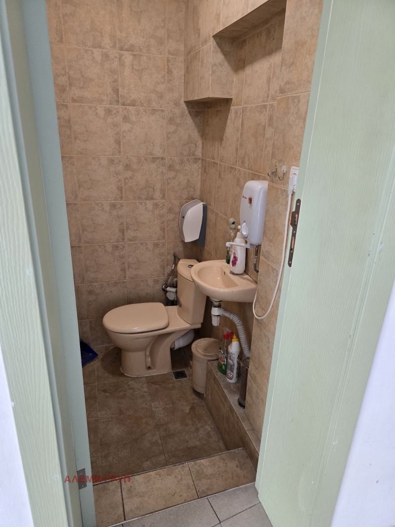Da affittare  Negozio Varna , GP Gara , 65 mq | 36040405 - Immagine [6]