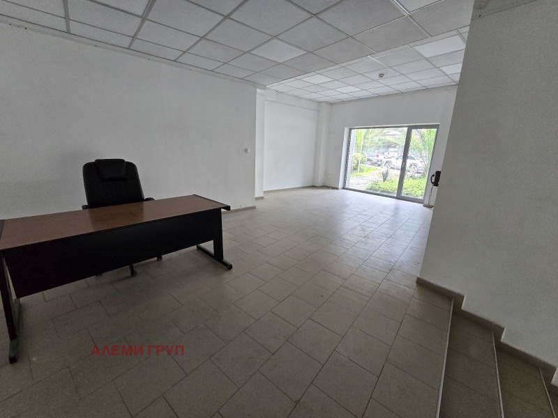 Da affittare  Negozio Varna , GP Gara , 65 mq | 36040405 - Immagine [10]
