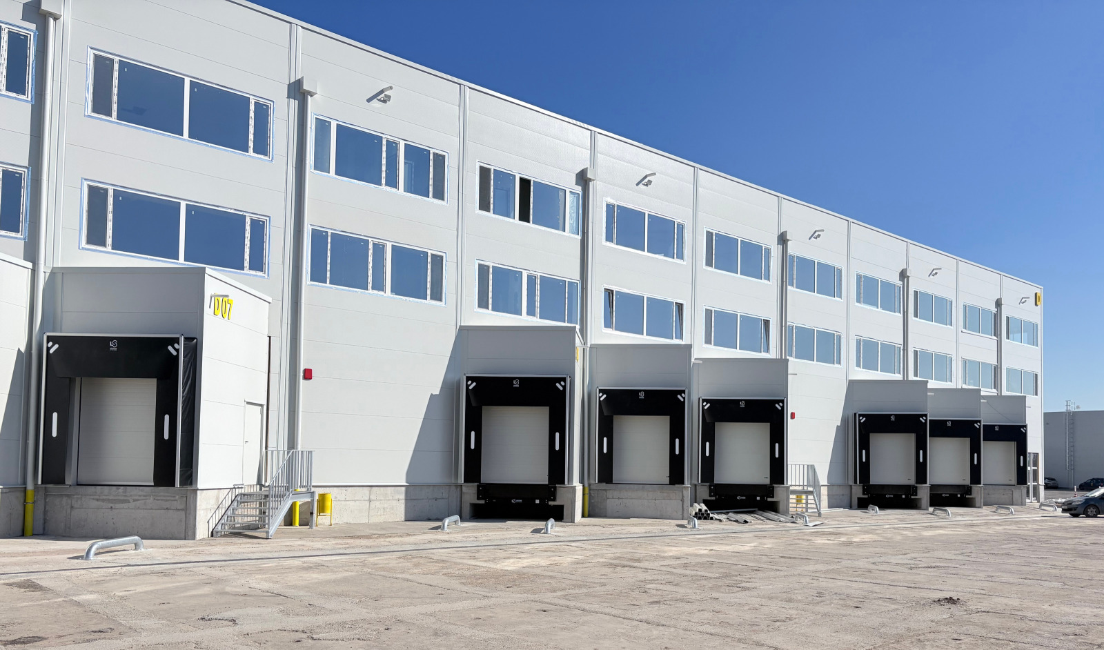 Дава под наем СКЛАД, гр. София, с. Чепинци