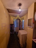 Под наем ЕТАЖ ОТ КЪЩА, град Варна, Левски 1 • 225 € / 440.06 лв. • 40608210 8