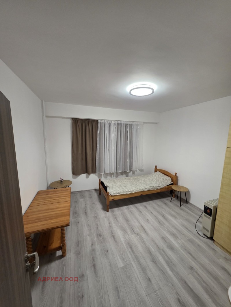 Дава под наем 4-СТАЕН, гр. Бургас, област Бургас, снимка 9 - Апартаменти - 53279615