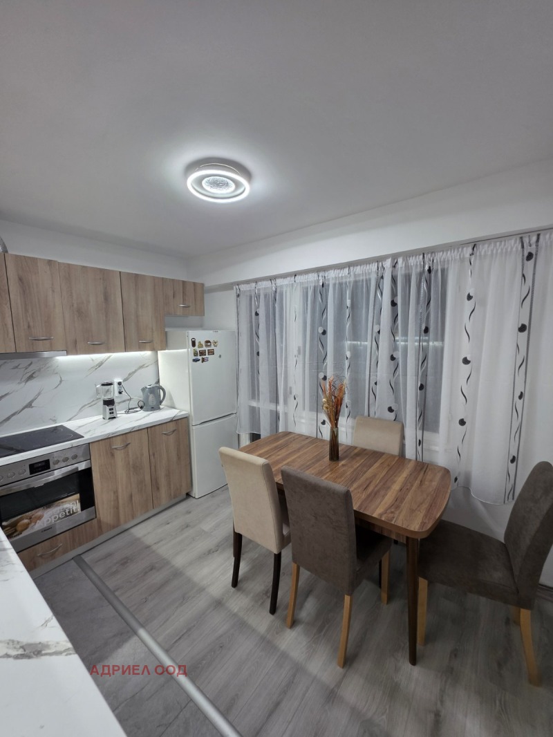 Дава под наем 4-СТАЕН, гр. Бургас, област Бургас, снимка 5 - Апартаменти - 53279615