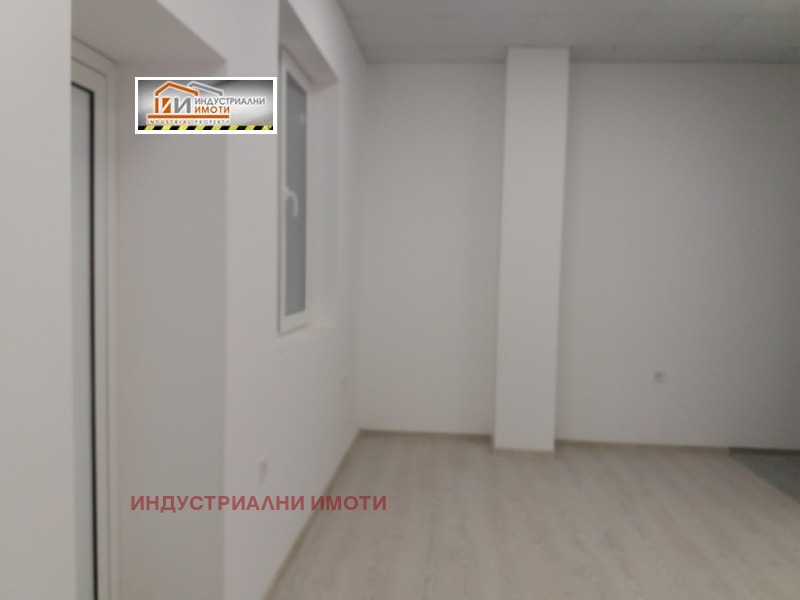 Дава под наем СКЛАД, гр. Пловдив, Индустриална зона - Север, снимка 5 - Складове - 52536815