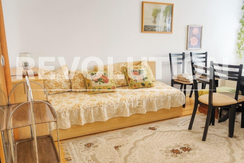 K pronájmu  Studio Varna , Cveten kvartal , 46 m2 | 81166926 - obraz [2]