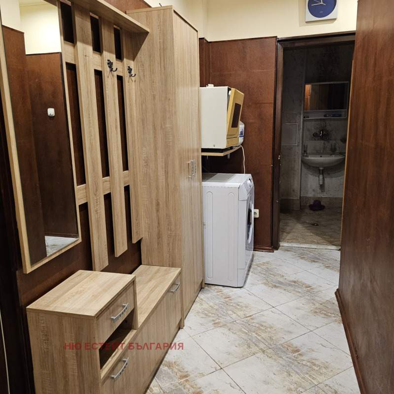 Дава под наем  3-стаен град София , Гоце Делчев , 80 кв.м | 95035676 - изображение [12]