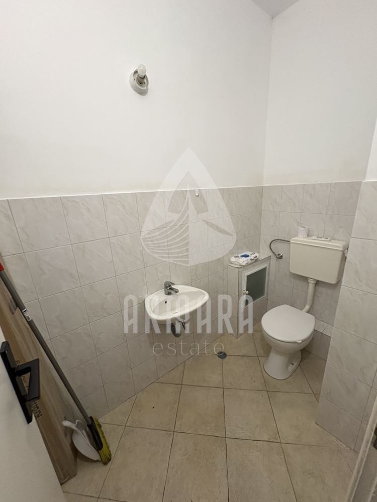 Дава под наем ОФИС, гр. Пловдив, Кършияка, снимка 2 - Офиси - 53185076