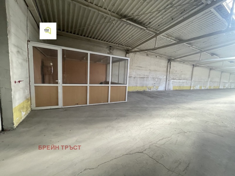 A louer  Stockage Sofia , Lokorsko , 576 m² | 38787513 - image [3]