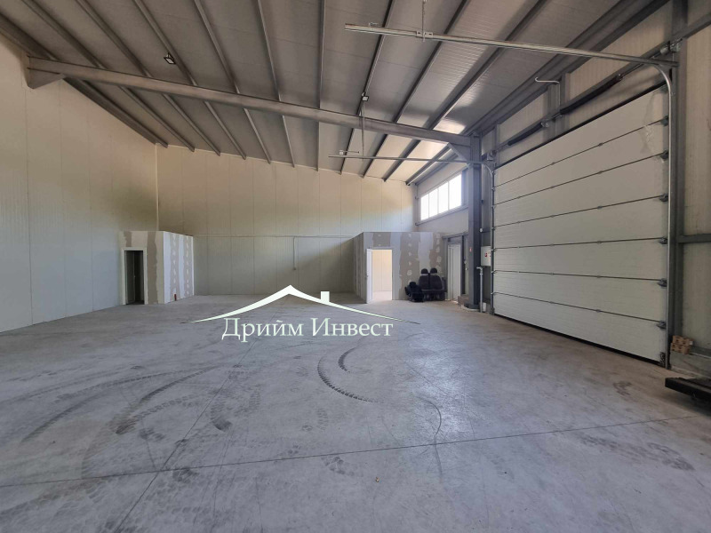 Дава под наем СКЛАД, гр. Пловдив, Индустриална зона - Север, снимка 2 - Складове - 53108608