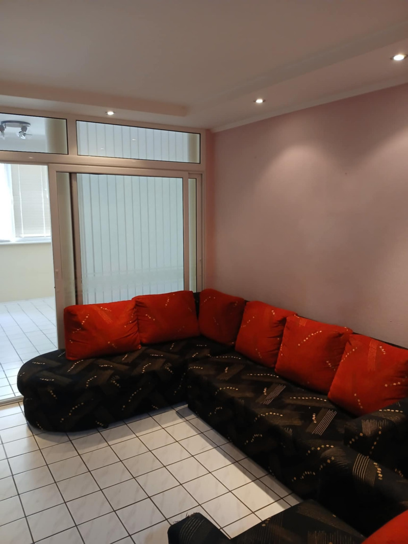 En renta  1 dormitorio Pazardzhik , Tsentar , 65 metros cuadrados | 20148333 - imagen [3]