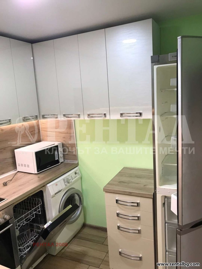 Дава под наем  Многостаен град Пловдив , Център , 100 кв.м | 57393104 - изображение [12]