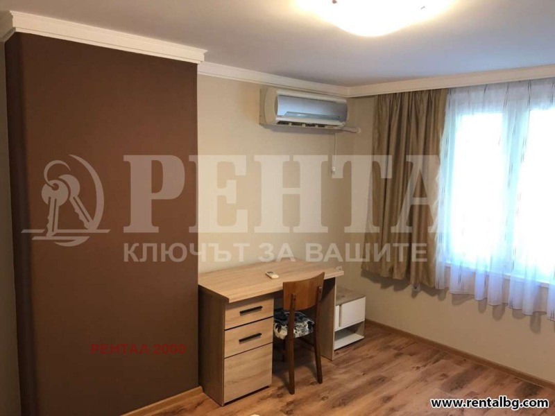 Дава под наем  Многостаен град Пловдив , Център , 100 кв.м | 57393104 - изображение [8]