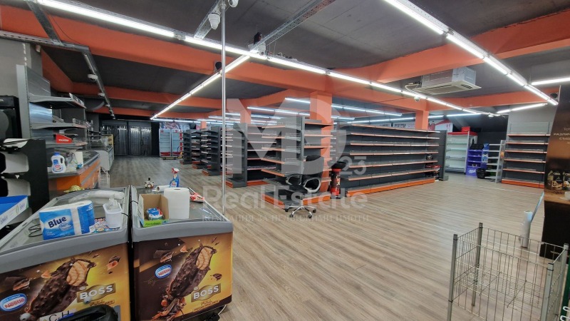 Дава под наем МАГАЗИН, гр. Пловдив, Кючук Париж, снимка 4 - Магазини - 52469261