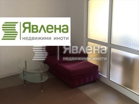 Kancelář Zona B-18, Sofia 4