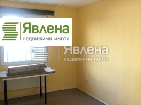 Kancelář Zona B-18, Sofia 3