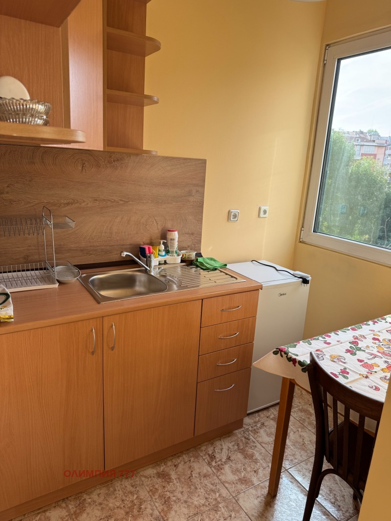 Til leje  Studie Pleven , Idealen tsentar , 32 kvm | 98625040