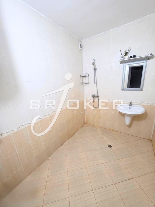 Дава под наем 2-СТАЕН, гр. Кърджали, Център, снимка 6 - Апартаменти - 54147170