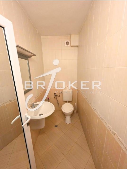 Дава под наем 2-СТАЕН, гр. Кърджали, Център, снимка 7 - Апартаменти - 54147170