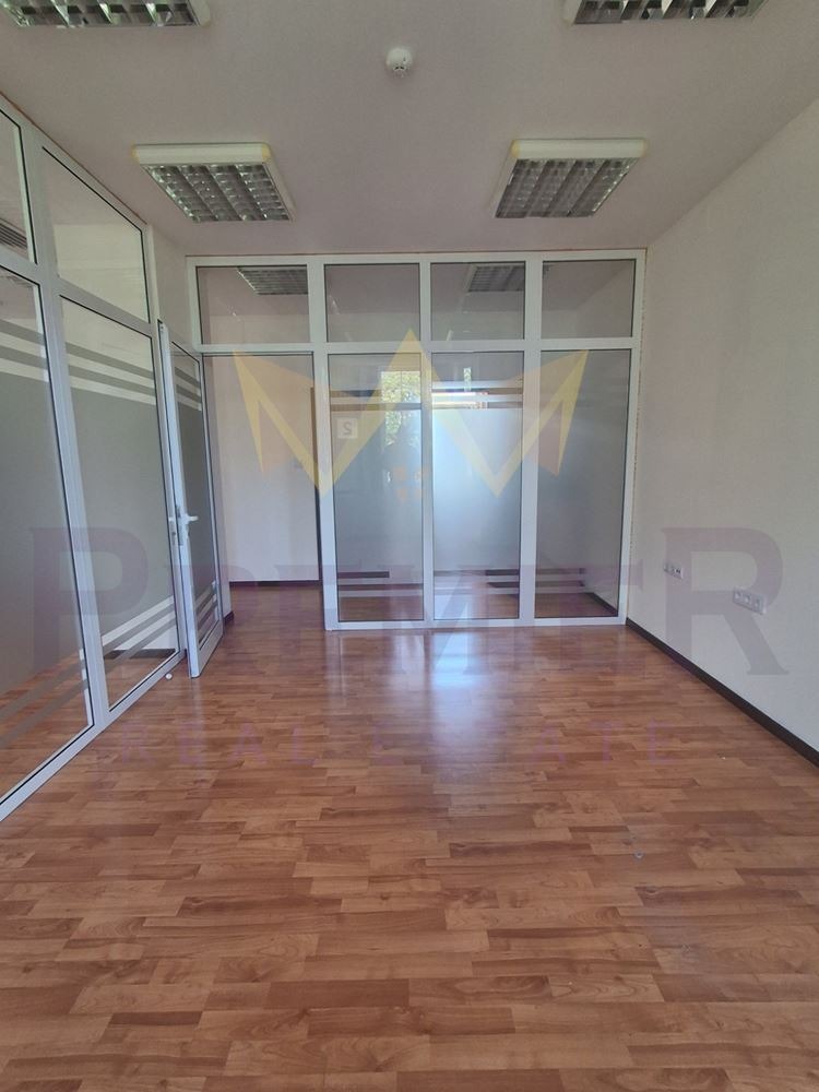 Дава под наем ОФИС, гр. Варна, Център, снимка 8 - Офиси - 55308241