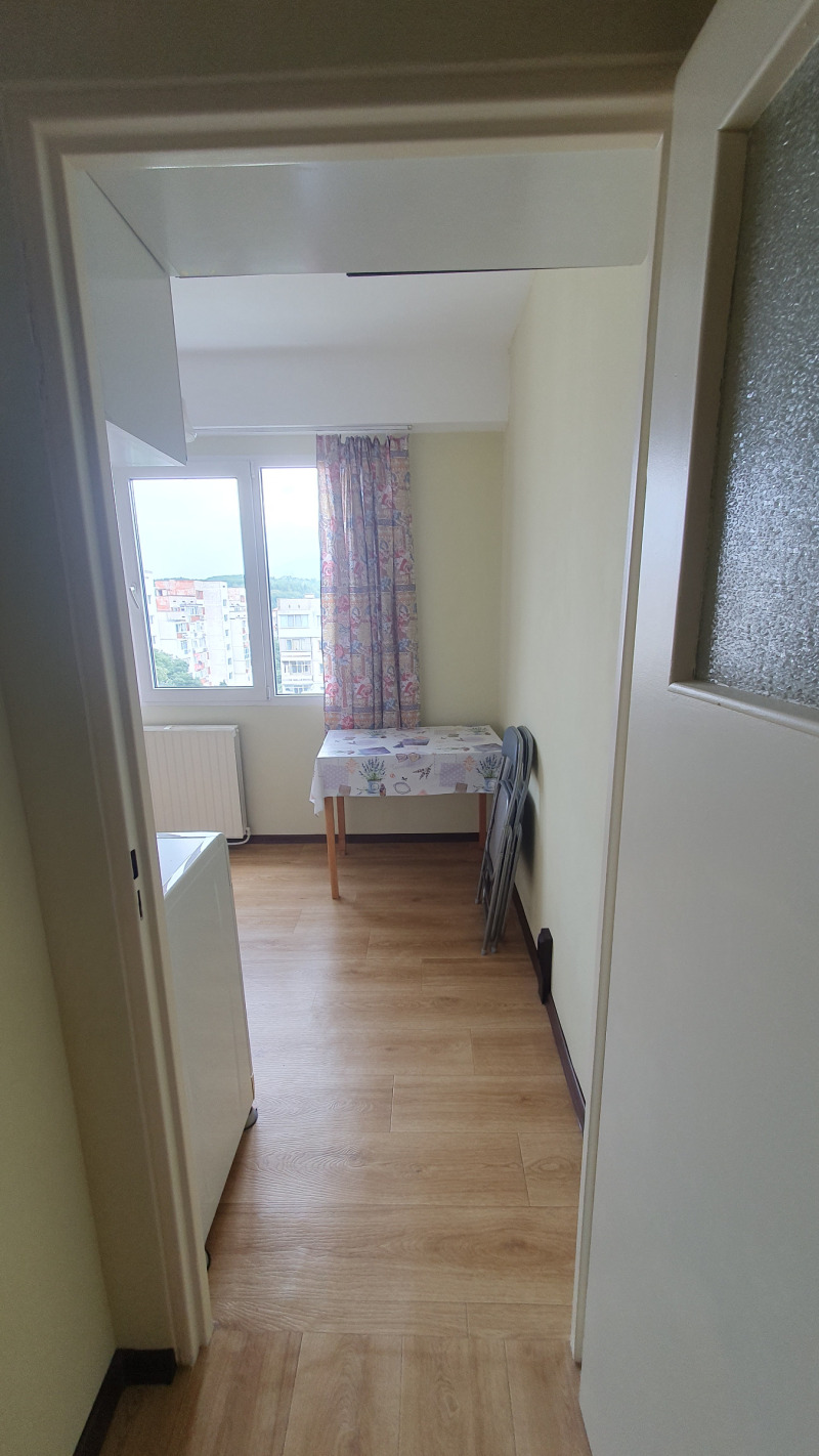 Te huur  Studio Sofia , Ljulin 6 , 48 m² | 23106297 - afbeelding [4]