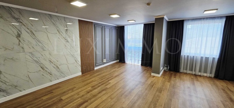 De inchiriat  Birou Plovdiv , Țentâr , 68 mp | 43781346 - imagine [3]