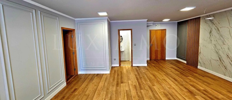De inchiriat  Birou Plovdiv , Țentâr , 68 mp | 43781346 - imagine [2]