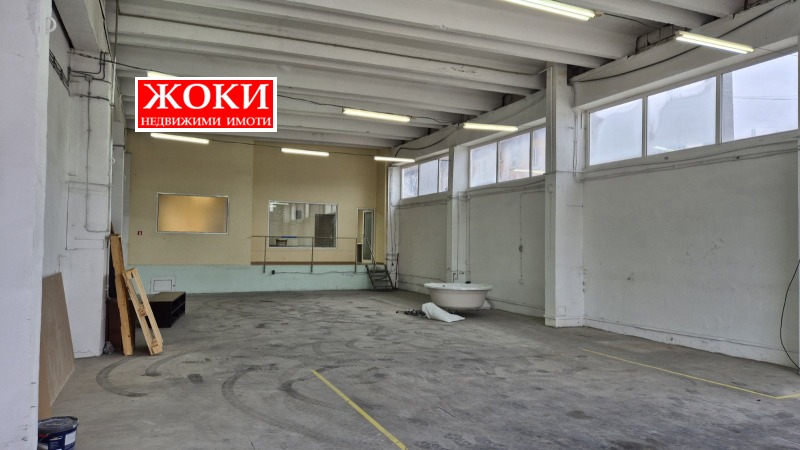 Дава под наем СКЛАД, гр. Перник, Промишлена зона