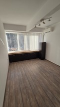 Дава под наем  Офис град Смолян , Стар център , 17 кв.м | 92506780