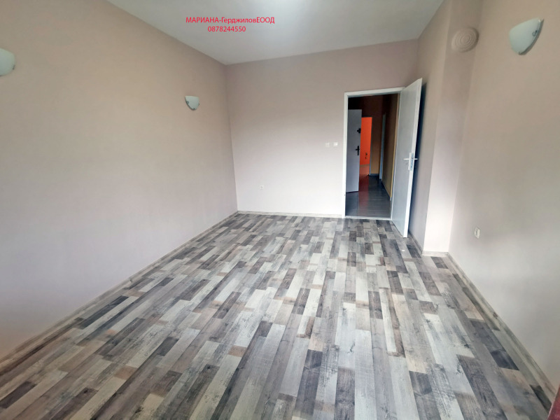 Zu vermieten  2 Schlafzimmer Plowdiw , Zentar , 92 qm | 87298527 - Bild [6]