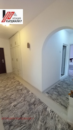 3+ camere da letto Tsentar, Kardgali 6