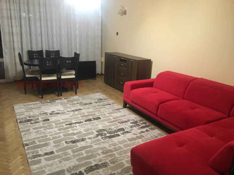 Дава под наем  3-стаен град София , Център , 110 кв.м | 11258318